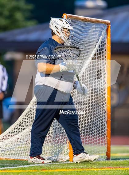 Thumbnail 3 in White Knoll vs Socastee (SCHSL 5A Div 2 Round 1) photogallery.