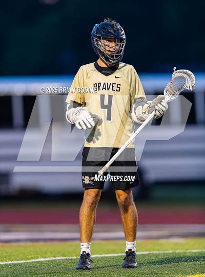 Thumbnail 3 in White Knoll vs Socastee (SCHSL 5A Div 2 Round 1) photogallery.