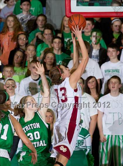 Thumbnail 1 in Triton Central vs. Mater Dei (2A Semi-State Championship) photogallery.