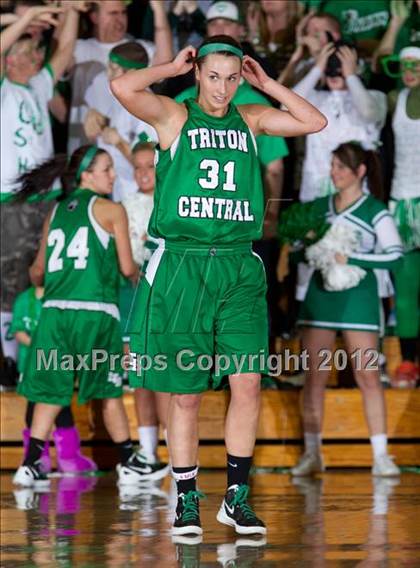 Thumbnail 1 in Triton Central vs. Mater Dei (2A Semi-State Championship) photogallery.