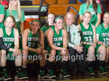 Thumbnail 3 in Triton Central vs. Mater Dei (2A Semi-State Championship) photogallery.
