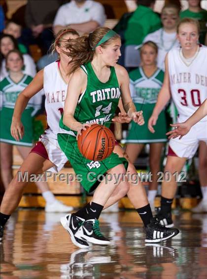 Thumbnail 2 in Triton Central vs. Mater Dei (2A Semi-State Championship) photogallery.
