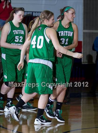 Thumbnail 3 in Triton Central vs. Mater Dei (2A Semi-State Championship) photogallery.