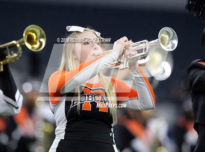 Thumbnail 1 in Refugio vs. Crawford (UIL 2A Division 1 Final) photogallery.