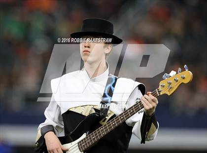 Thumbnail 1 in Refugio vs. Crawford (UIL 2A Division 1 Final) photogallery.