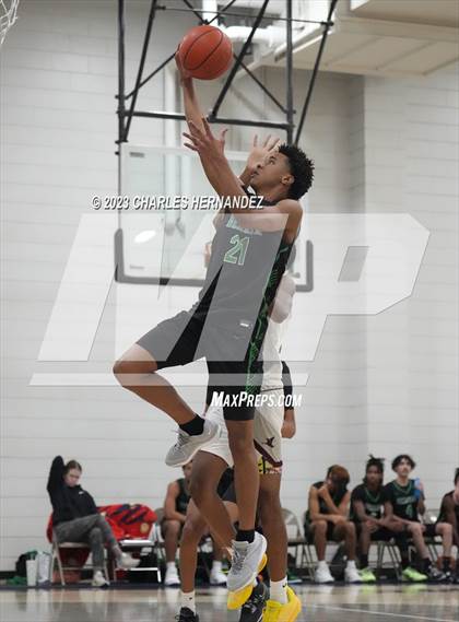 Thumbnail 2 in Brenham vs. Lee (Mike Dacus Classic) photogallery.