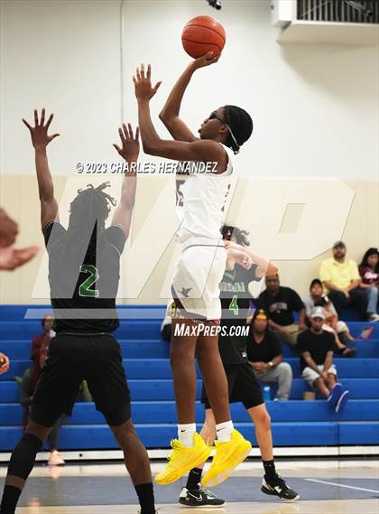 Thumbnail 1 in Brenham vs. Lee (Mike Dacus Classic) photogallery.