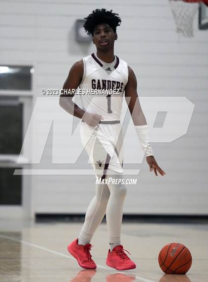 Thumbnail 3 in Brenham vs. Lee (Mike Dacus Classic) photogallery.