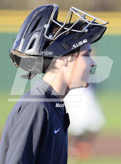Thumbnail 2 in Grand Saline vs Edgewood photogallery.