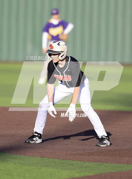 Thumbnail 2 in Grand Saline vs Edgewood photogallery.