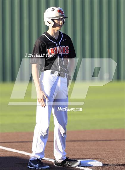 Thumbnail 2 in Grand Saline vs Edgewood photogallery.