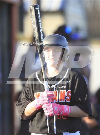 Thumbnail 3 in Grand Saline vs Edgewood photogallery.