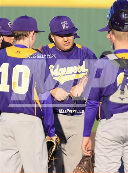 Thumbnail 3 in Grand Saline vs Edgewood photogallery.