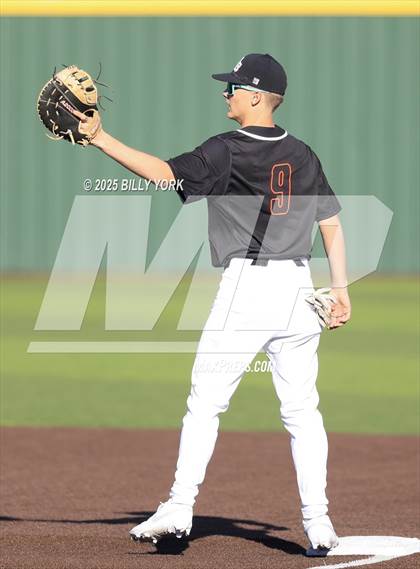 Thumbnail 1 in Grand Saline vs Edgewood photogallery.