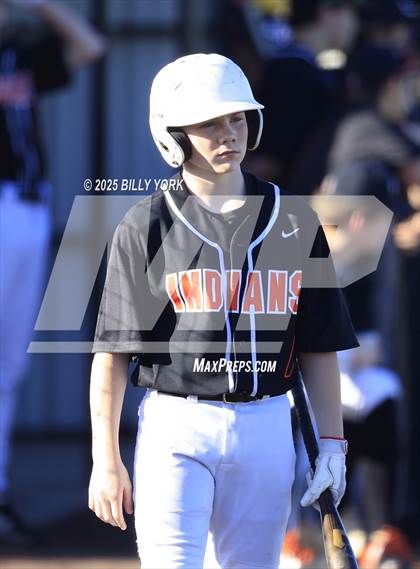 Thumbnail 3 in Grand Saline vs Edgewood photogallery.