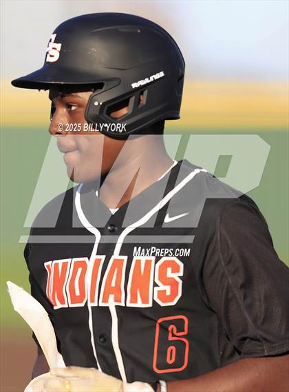 Thumbnail 3 in Grand Saline vs Edgewood photogallery.