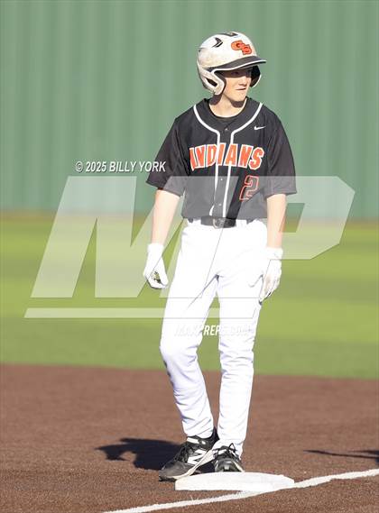 Thumbnail 2 in Grand Saline vs Edgewood photogallery.
