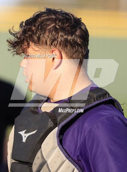 Thumbnail 3 in Grand Saline vs Edgewood photogallery.