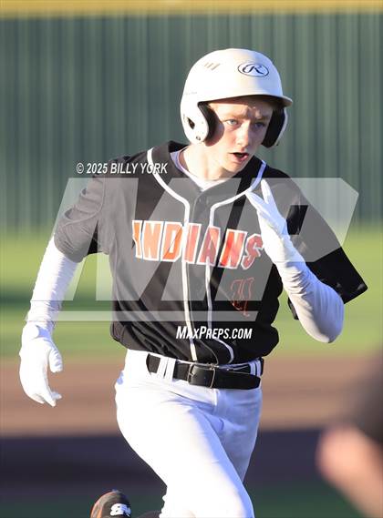 Thumbnail 1 in Grand Saline vs Edgewood photogallery.