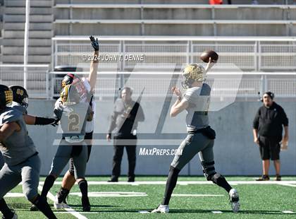 Thumbnail 2 in Espanola Valley @ St. Pius X (NMAA 4A Semifinal) photogallery.