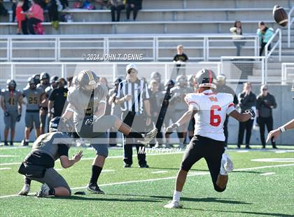 Thumbnail 1 in Espanola Valley @ St. Pius X (NMAA 4A Semifinal) photogallery.