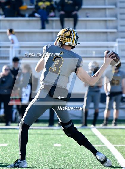 Thumbnail 3 in Espanola Valley @ St. Pius X (NMAA 4A Semifinal) photogallery.