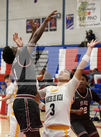 Thumbnail 2 in Sierra Linda vs Marcos de Niza (PHX Coyote Classic) photogallery.