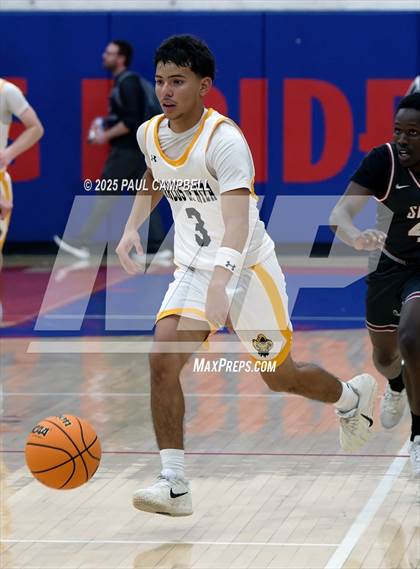 Thumbnail 3 in Sierra Linda vs Marcos de Niza (PHX Coyote Classic) photogallery.