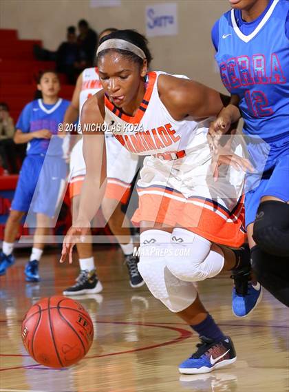 Thumbnail 3 in Chaminade vs. Serra (Battle of the Beach) photogallery.