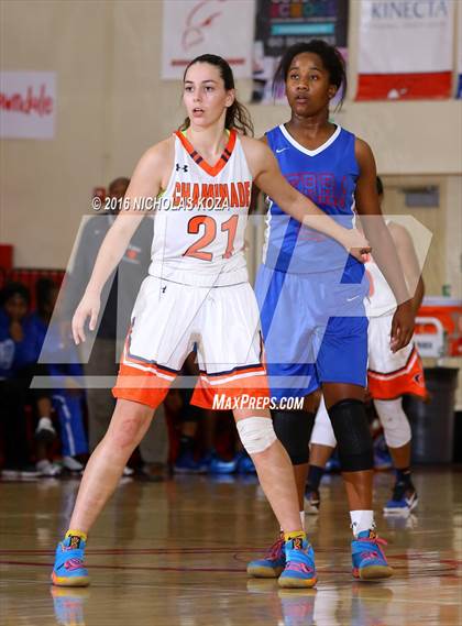 Thumbnail 2 in Chaminade vs. Serra (Battle of the Beach) photogallery.