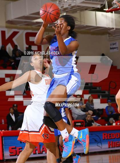 Thumbnail 1 in Chaminade vs. Serra (Battle of the Beach) photogallery.