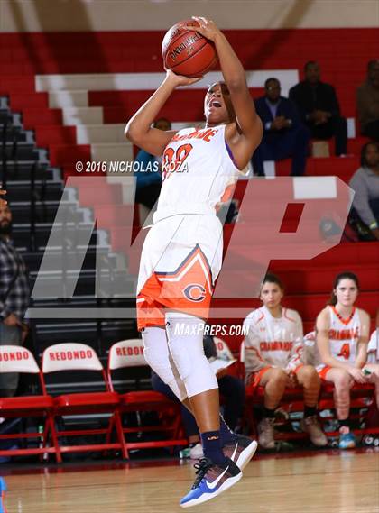Thumbnail 1 in Chaminade vs. Serra (Battle of the Beach) photogallery.