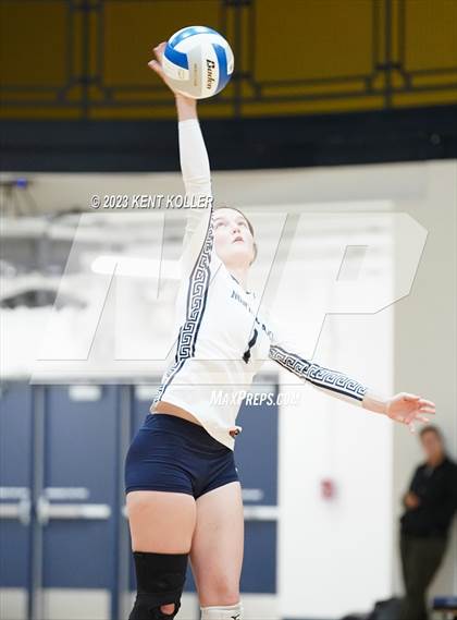 Thumbnail 2 in North Branch vs. Frankenmuth (MHSAA D2 Quarterfinal) photogallery.