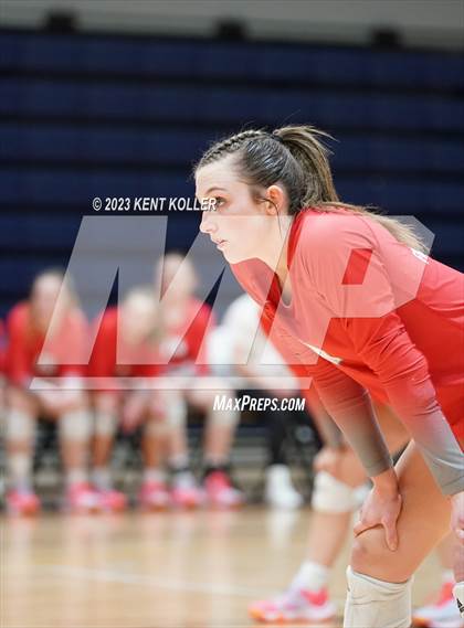 Thumbnail 2 in North Branch vs. Frankenmuth (MHSAA D2 Quarterfinal) photogallery.