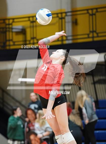 Thumbnail 3 in North Branch vs. Frankenmuth (MHSAA D2 Quarterfinal) photogallery.