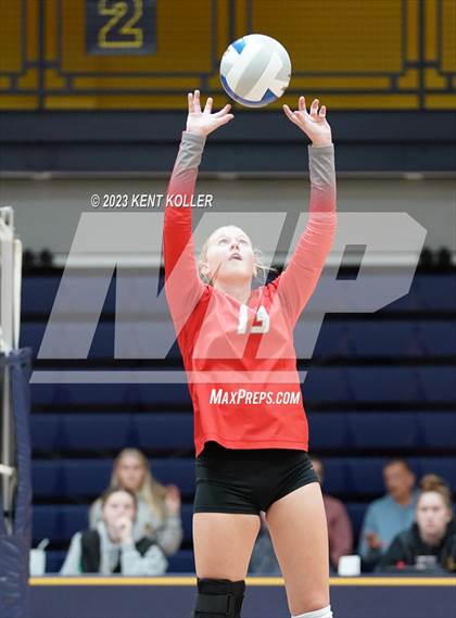 Thumbnail 1 in North Branch vs. Frankenmuth (MHSAA D2 Quarterfinal) photogallery.