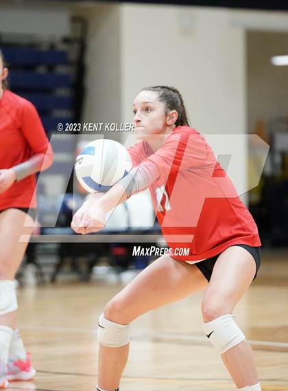 Thumbnail 2 in North Branch vs. Frankenmuth (MHSAA D2 Quarterfinal) photogallery.