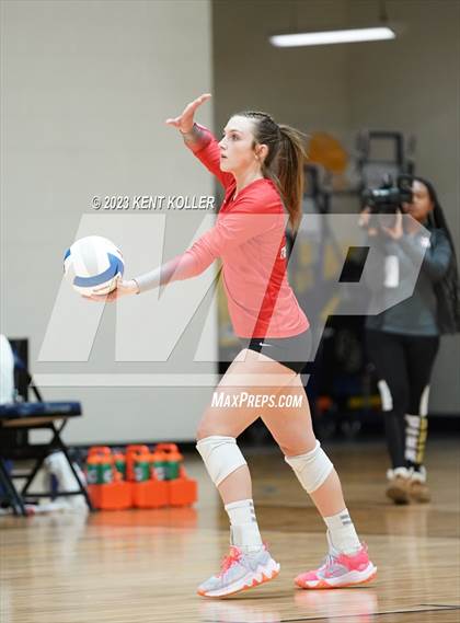 Thumbnail 2 in North Branch vs. Frankenmuth (MHSAA D2 Quarterfinal) photogallery.