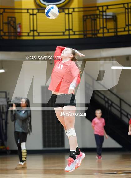 Thumbnail 2 in North Branch vs. Frankenmuth (MHSAA D2 Quarterfinal) photogallery.