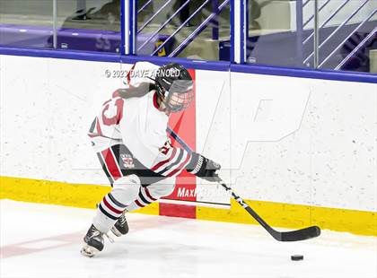 Thumbnail 2 in Millbrook School vs. Groton School (Watkins invitational) photogallery.