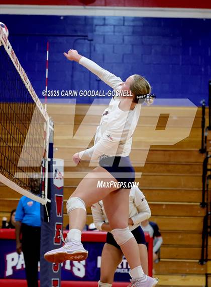 Thumbnail 3 in JV: Croatan @ West Carteret photogallery.