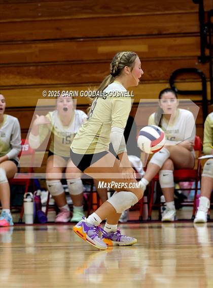 Thumbnail 1 in JV: Croatan @ West Carteret photogallery.