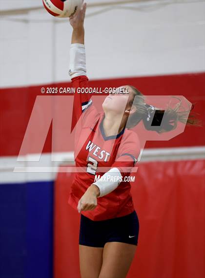 Thumbnail 2 in JV: Croatan @ West Carteret photogallery.