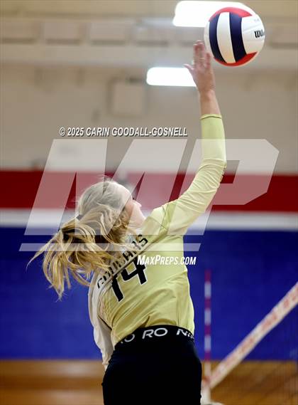 Thumbnail 2 in JV: Croatan @ West Carteret photogallery.