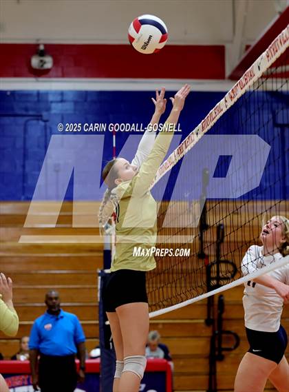 Thumbnail 3 in JV: Croatan @ West Carteret photogallery.