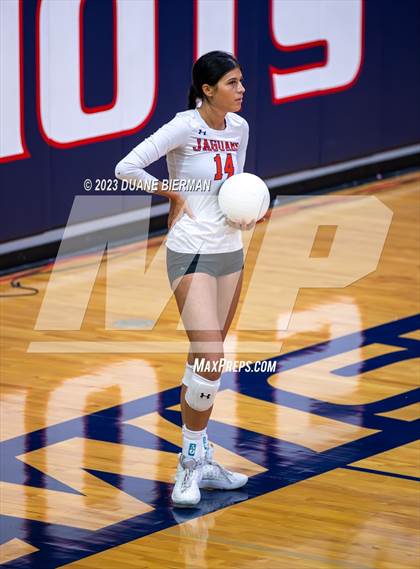 Thumbnail 3 in Lewisburg vs. Madison Central (MHSSAA 7A  Round 2) photogallery.