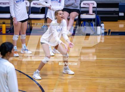 Thumbnail 1 in Lewisburg vs. Madison Central (MHSSAA 7A  Round 2) photogallery.