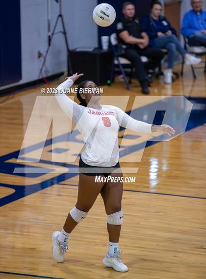 Thumbnail 1 in Lewisburg vs. Madison Central (MHSSAA 7A  Round 2) photogallery.