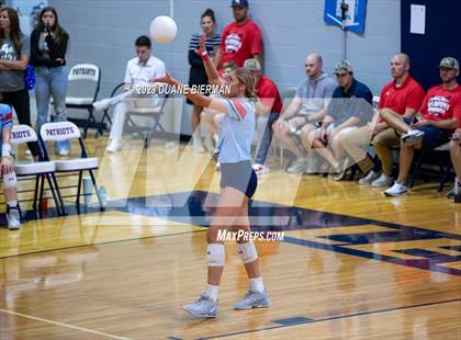 Thumbnail 1 in Lewisburg vs. Madison Central (MHSSAA 7A  Round 2) photogallery.