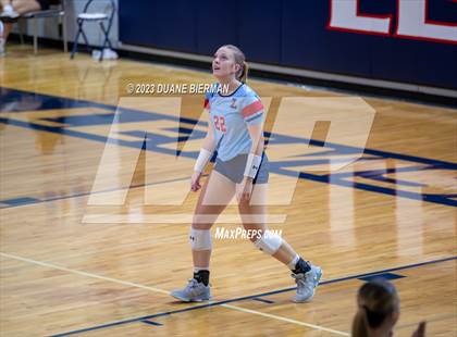 Thumbnail 1 in Lewisburg vs. Madison Central (MHSSAA 7A  Round 2) photogallery.